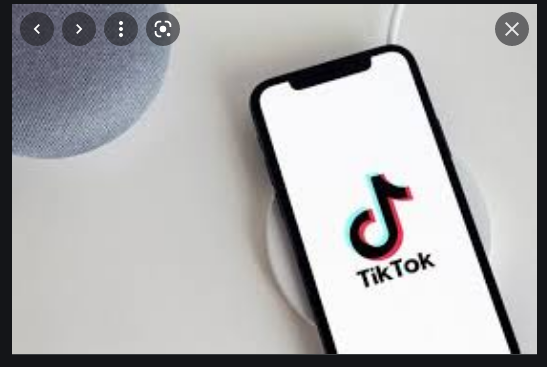 تشغيل تطبيق TikTok الرسمي لأجهزة Windows في متجر Microsoft 1