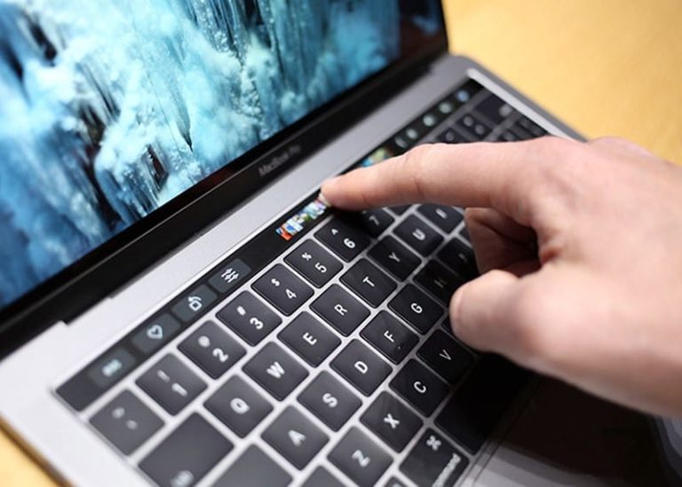 كيفية مسح شريط اللمس في أجهزة Macbook وتأمين بيانات المنطقة المحيطة 2