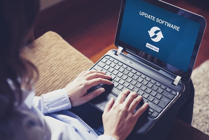 أفضل 20 طريقة للحفاظ على ويندوز من الفيروسات في عام 2022 2023 4 قم بتحديث برنامجك