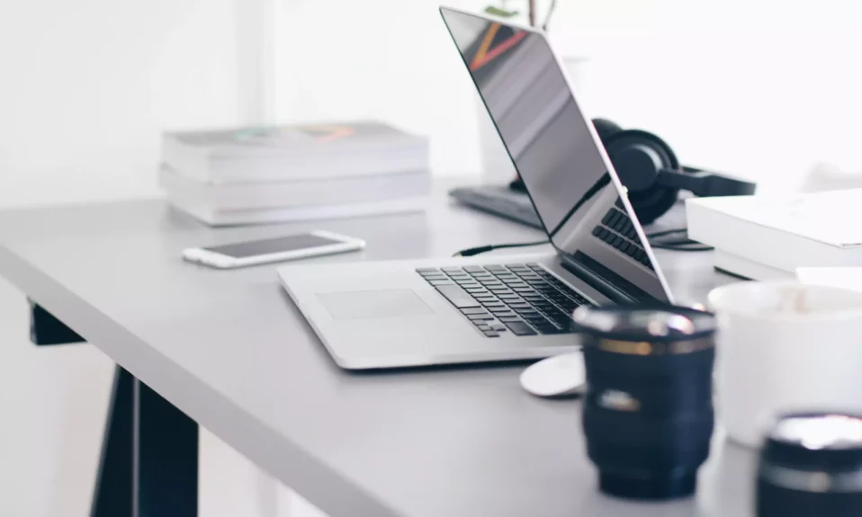كيفية استخدام إيماءات شاشة اللمس في ويندوز 11 1