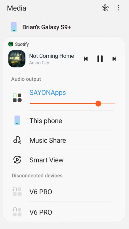 كيفية تشغيل الصوت على زوجين من سماعات الرأس أو مكبرات الصوت على هاتف Samsung 3 كيفية تشغيل الصوت على زوجين من سماعات الرأس أو مكبرات الصوت على هاتف Samsung 3