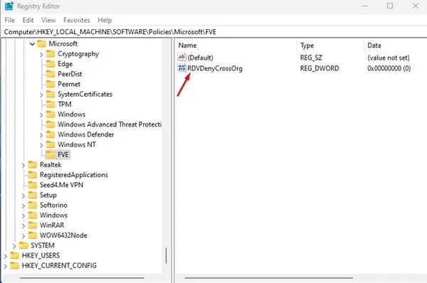 كيفية السماح أو رفض الوصول للكتابة إلى محركات الأقراص القابلة للإزالة في Windows 11 12