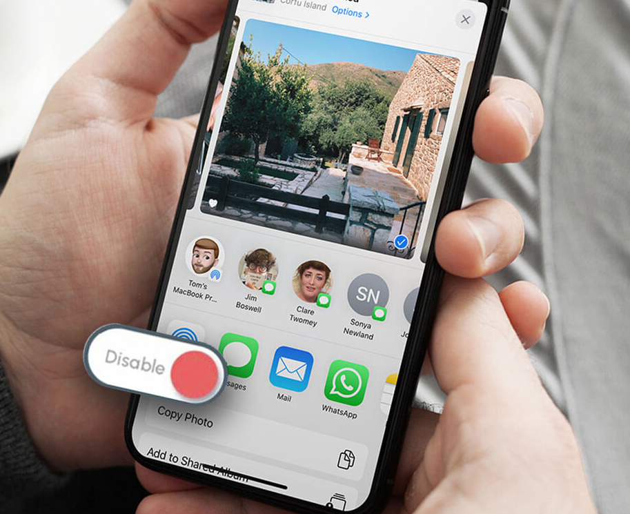 كيفية تعطيل صف جهات الاتصال المقترحة في ورقة مشاركة جهاز iPhone 1