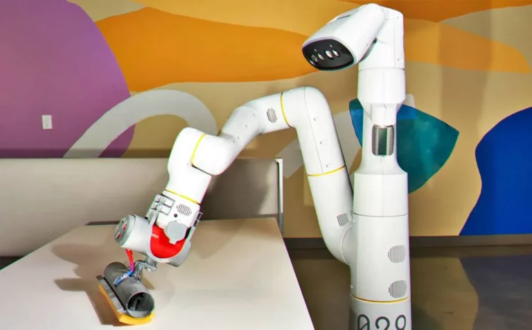 خطوة Google المفاجئة: إضافة مهارات لغة الذكاء الاصطناعي في الروبوتات 3