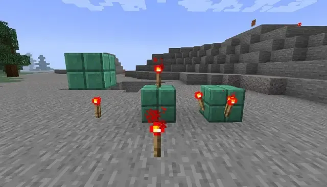 كيف تصنع Redstone Torch في Minecraft 2 كيف تصنع Redstone Torch في Minecraft 2