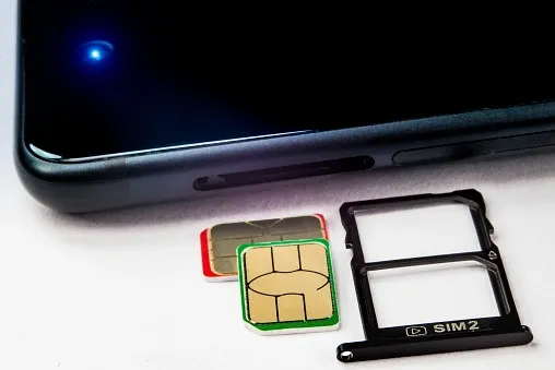 كيفية إصلاح خطأ MM 2 "لم يتم توفير بطاقة SIM" (8 طرق) 9 كيفية إصلاح خطأ MM 2 "لم يتم توفير بطاقة SIM" (8 طرق) 9