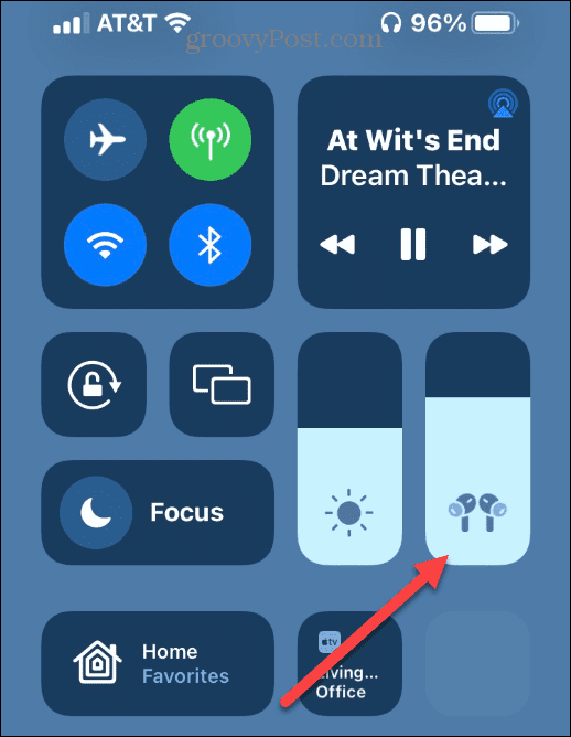 كيفية تشغيل إلغاء الضوضاء على AirPods 3