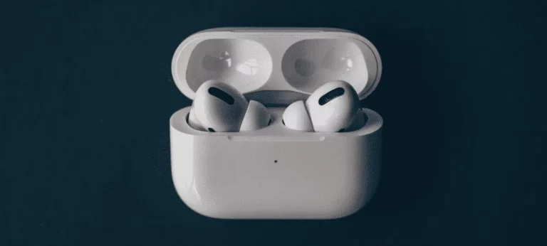 كيفية تنظيف AirPods الخاصة بك 1