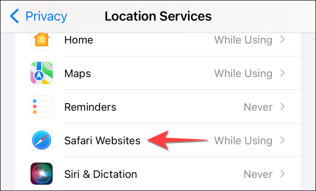 كيفية منع مواقع الويب من طلب موقعك في Safari على iPhone 7