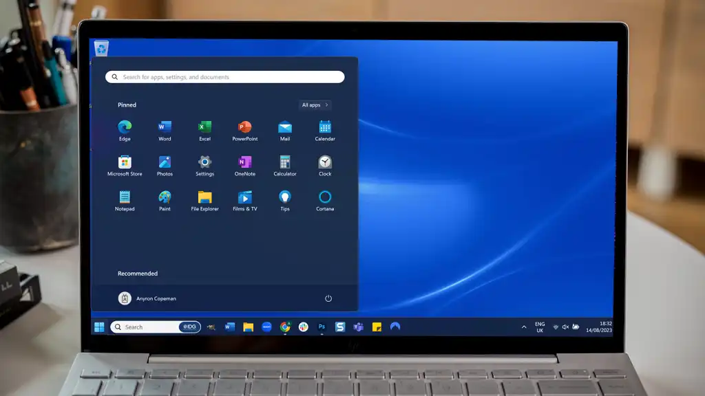 كيفية نقل قائمة ابدأ في نظام التشغيل Windows 11 وأيقونات شريط المهام 1